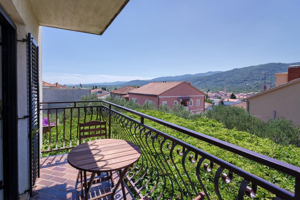 Mi Apartment Stari Grad  Luaran gambar